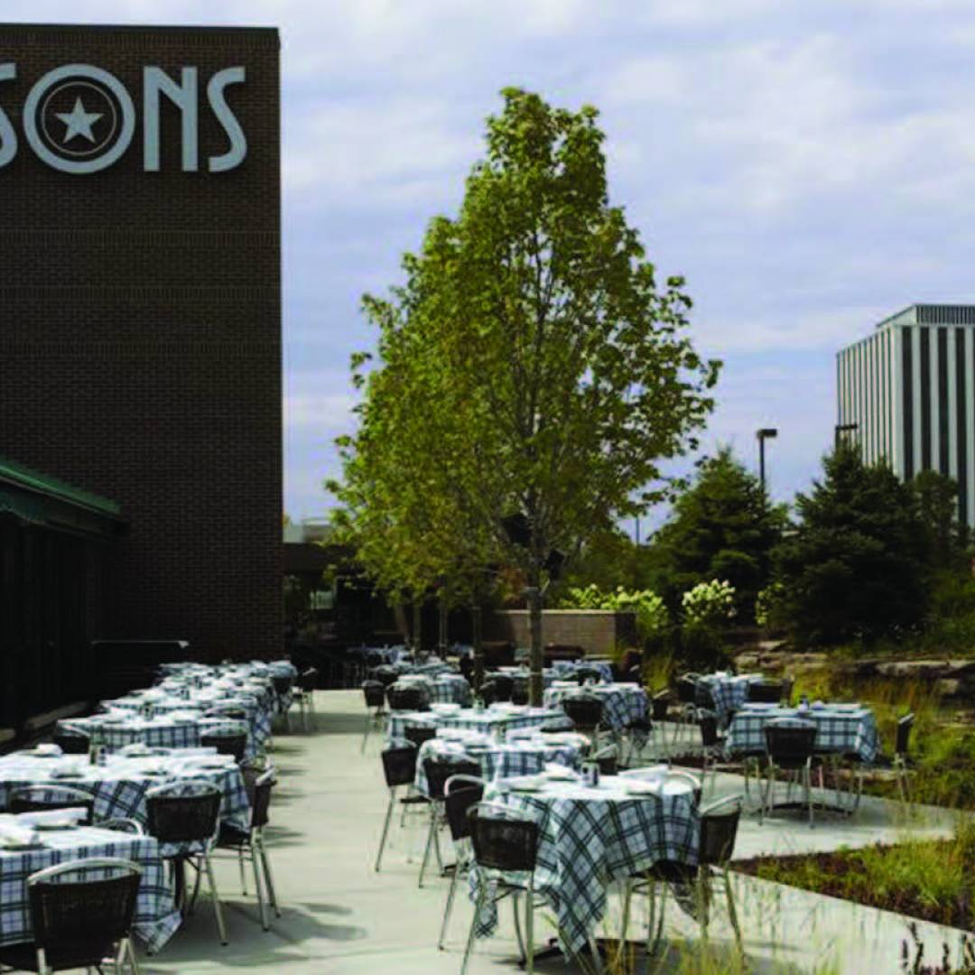 PIONEER HOLIDAY LUNCHEON AT GIBSONS IN OAK BROOK